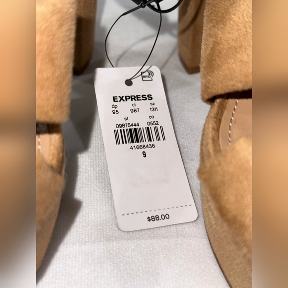 Express Faux Suede Twist Strap Platform Heeled Sandals Size 9 $88 NWT - Picture 3 of 8